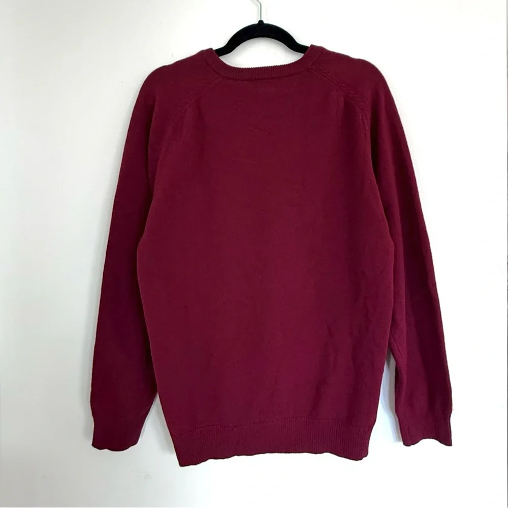 L.L. Bean men’s burgundy long sleeve saddle shoulder lambswool sweater size M‎